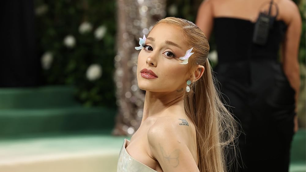 Ariana Grande The Fappening