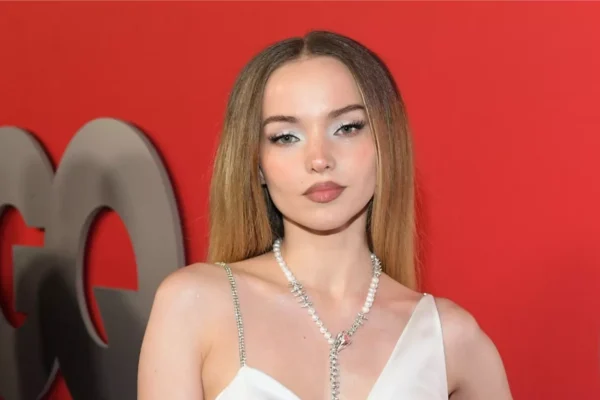 Dove Cameron The Fappening